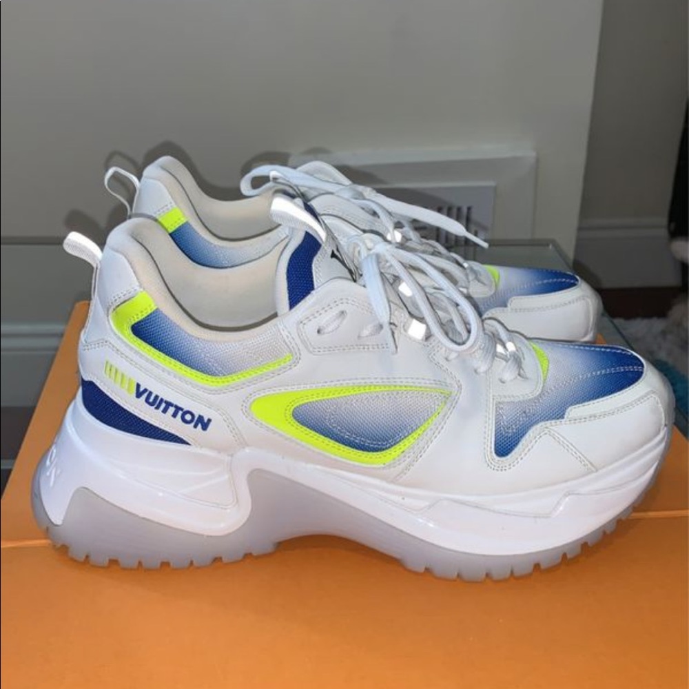 Louis Vuitton Run Away Pulse